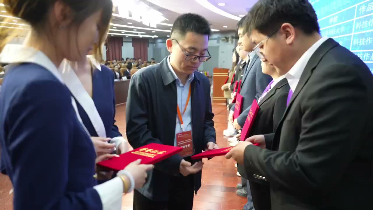 顺收！猛犸完成节能减排大赛活动跟拍